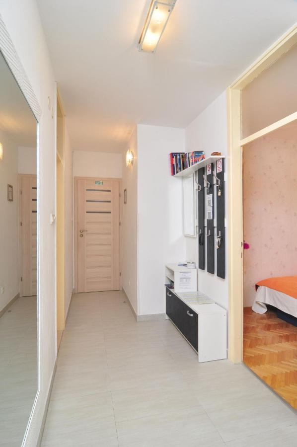 Full Equipped Flat Close To All Σπλιτ Εξωτερικό φωτογραφία