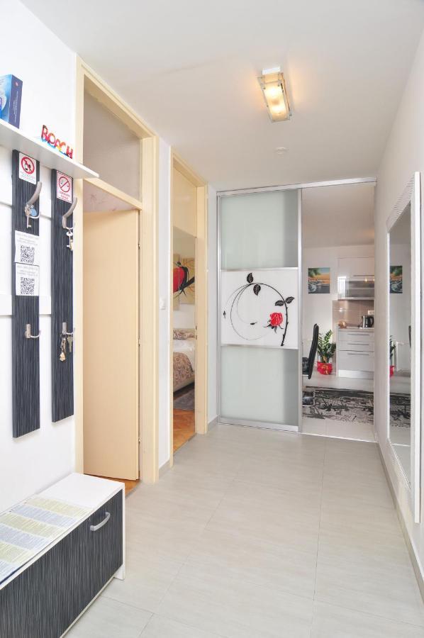 Full Equipped Flat Close To All Σπλιτ Εξωτερικό φωτογραφία